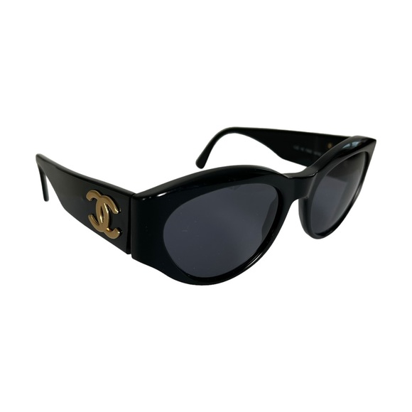 CHANEL Accessories - Chanel CC Logo Sunglasses